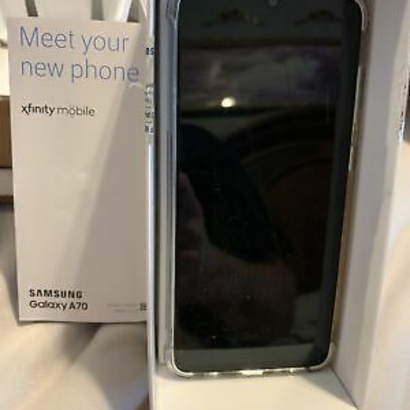 Samsung galaxy A70 Unlock 128GB 6.7 Size Screen - Picture 6 of 10